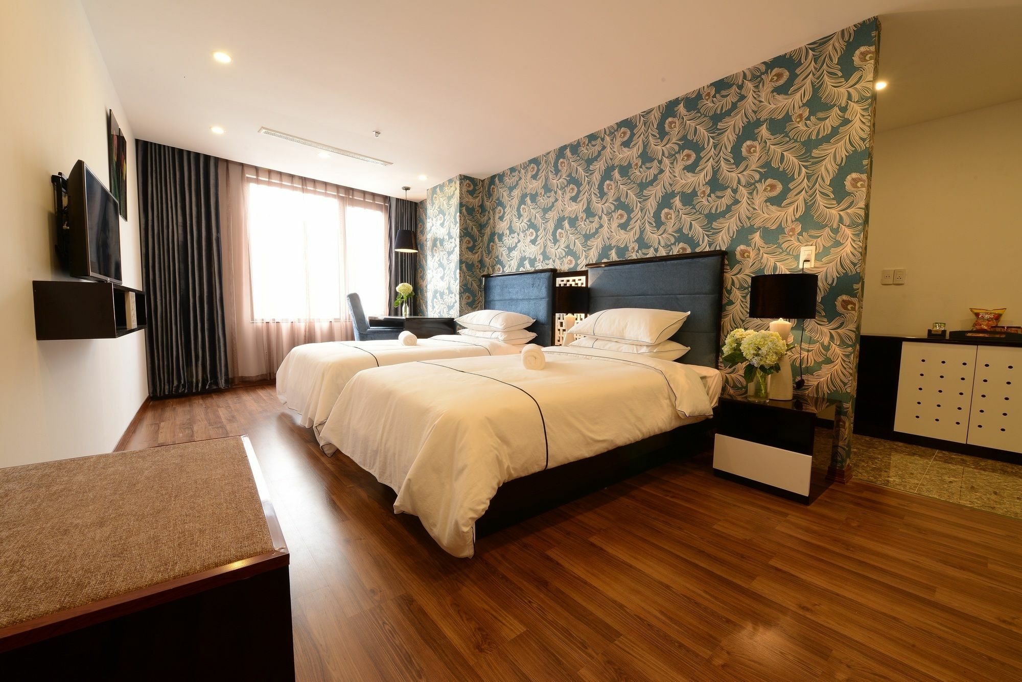 Hanoi Emerald Waters Hotel & Spa Exterior photo